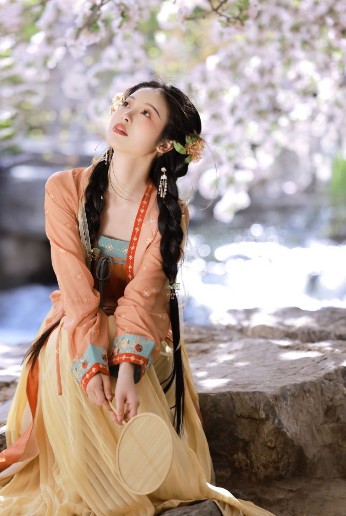 《群星》票房仅252万，《功夫女足》破12.6亿，黄渤和周星驰差距有多大